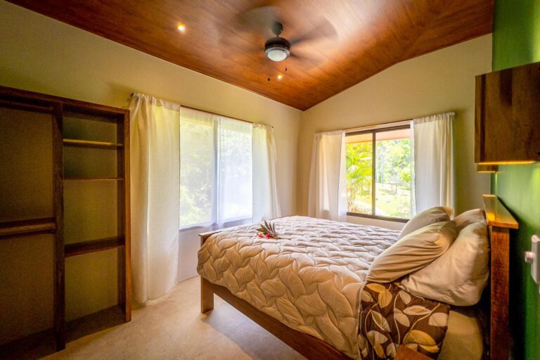 The Orquídea bedroom with a private bathroom at the Main House Bedrooms at Bella Vida Retreats resort: Bella Vida Retreats (9°14'11.6"N 83°46'09.1”W) 9.2365490, -83.7691880 66PJ+J87 Pérez Zeledón, San José Province, Costa Rica 500m NW of the school, La Florida de Baru, Pérez Zeledón, San José Province, Costa Rica http://www.bellavidaretreats.com Photographed on Friday, March 11, 2022, by Ed Medina.