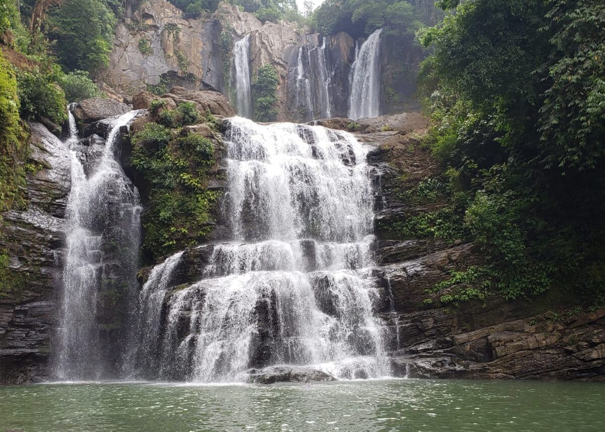 Nauyaca Waterfall